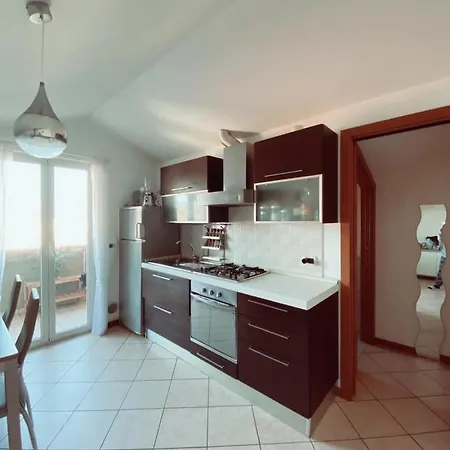A Quattro Passi Dal Mare Apartament *